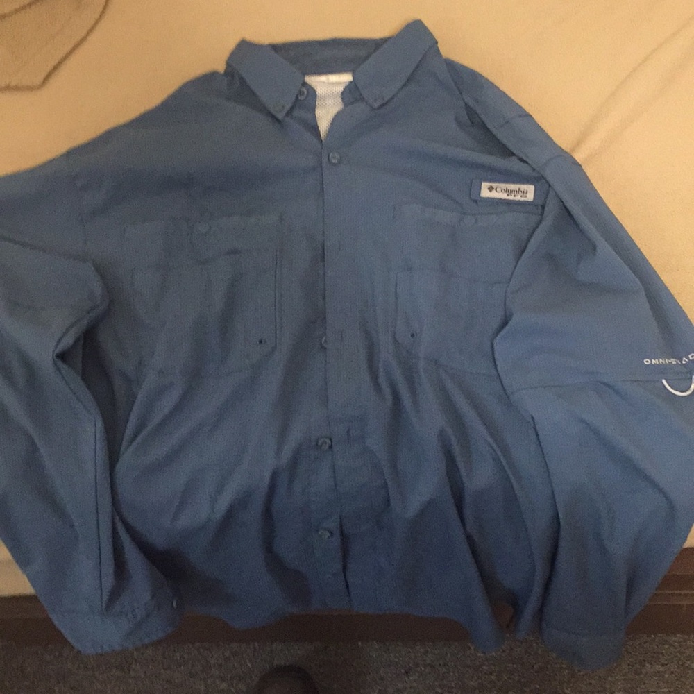 Columbia fishing shirt